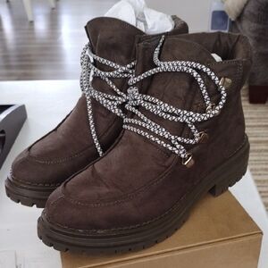 Brown Suede Women's Boots - Sz 9